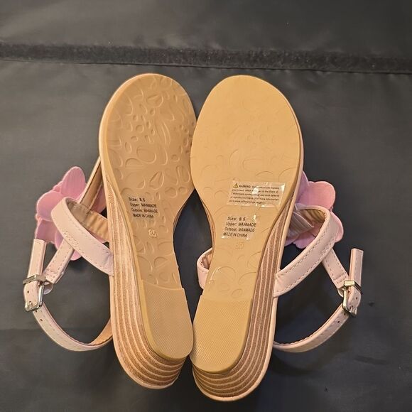 BRAND NEW NY&C FLORAL DESIGN WOMENS THONG SANDALS - Picture 9 of 14